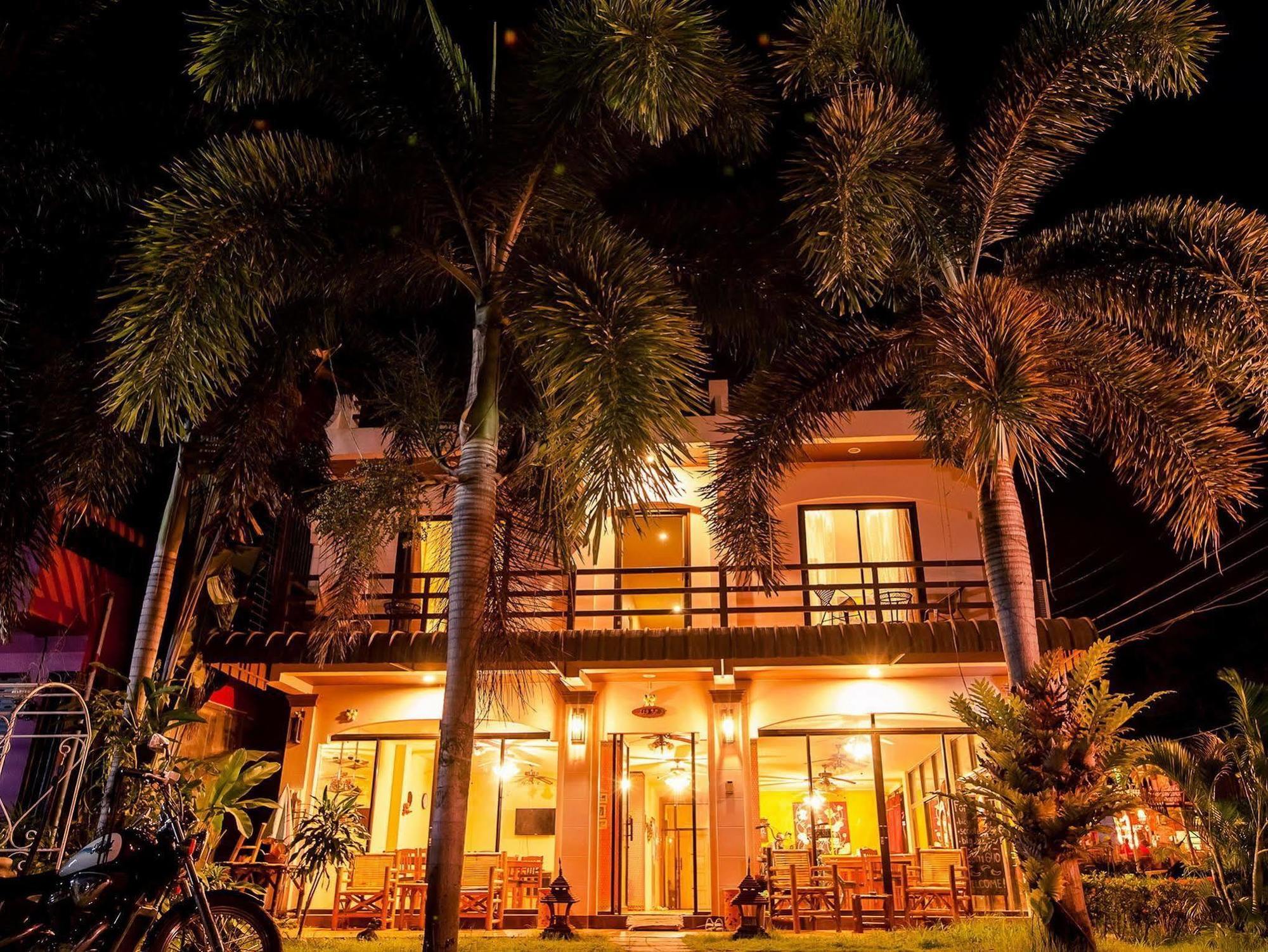 Bed and Breakfast Klong Muang Sunset House Exterior foto
